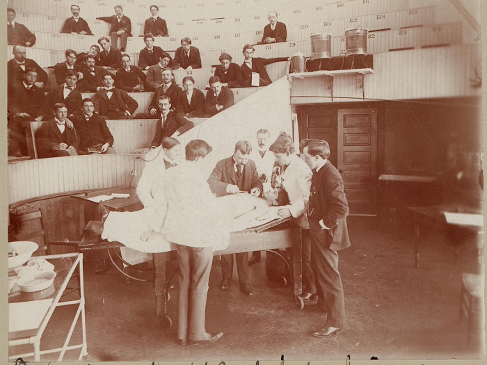 George Dock demonstrates to medical students