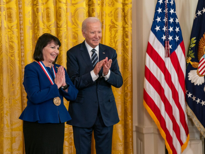 Michigan Medicine neuroscientist Huda Akil, Ph.D., accepts National Medal of Science from President Joe Biden.