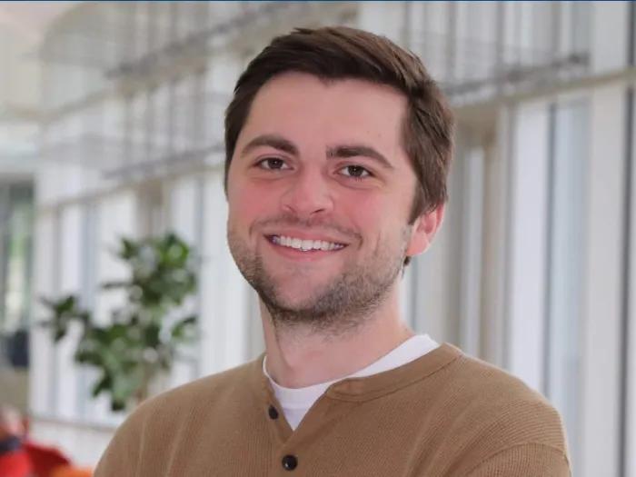 headshot of Jeffrey Knupp