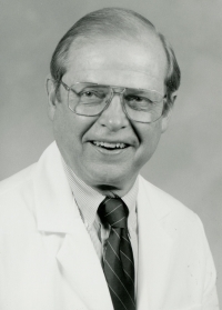 Headshot of Dr. Julian (“Buz”) Hoff