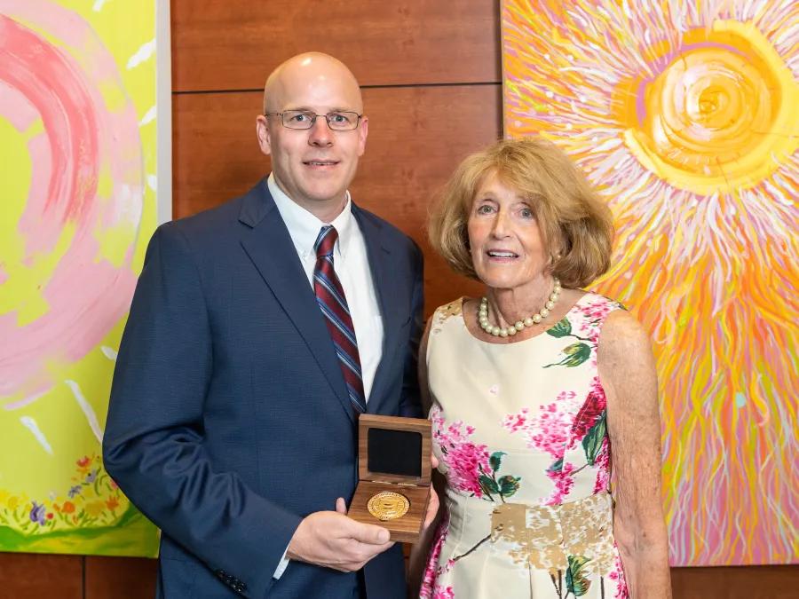 Paul Pfeiffer & Susan Brown