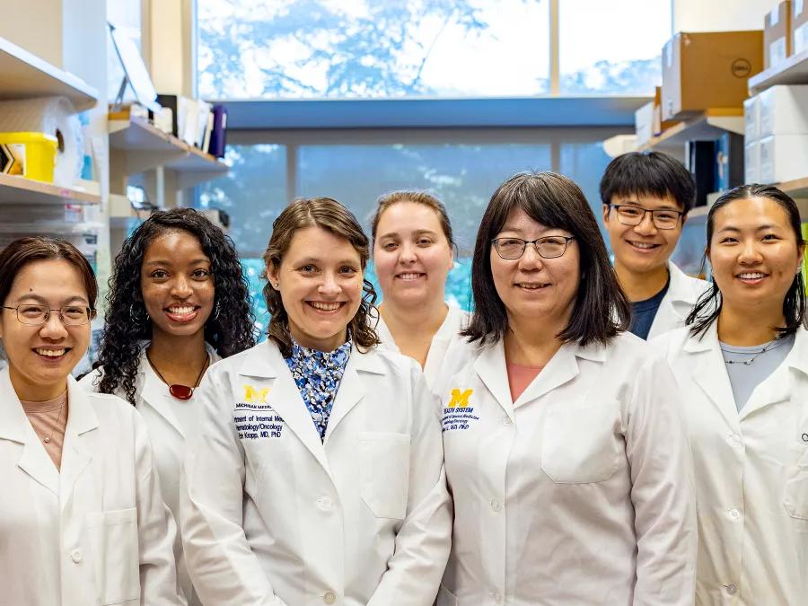Dr. Kropp and Li team photo with lab members