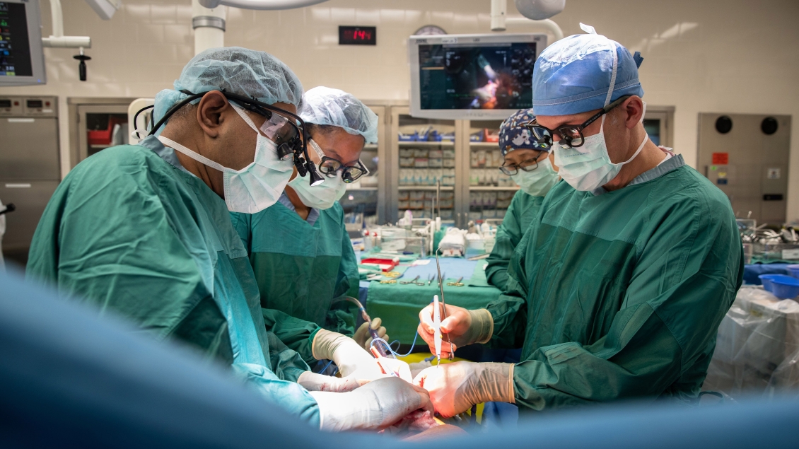 Doctors Surgeons Heart Surgery Operation