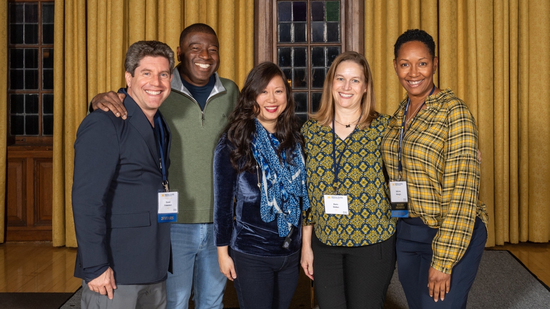 Alums at the 2022 med school class dinner