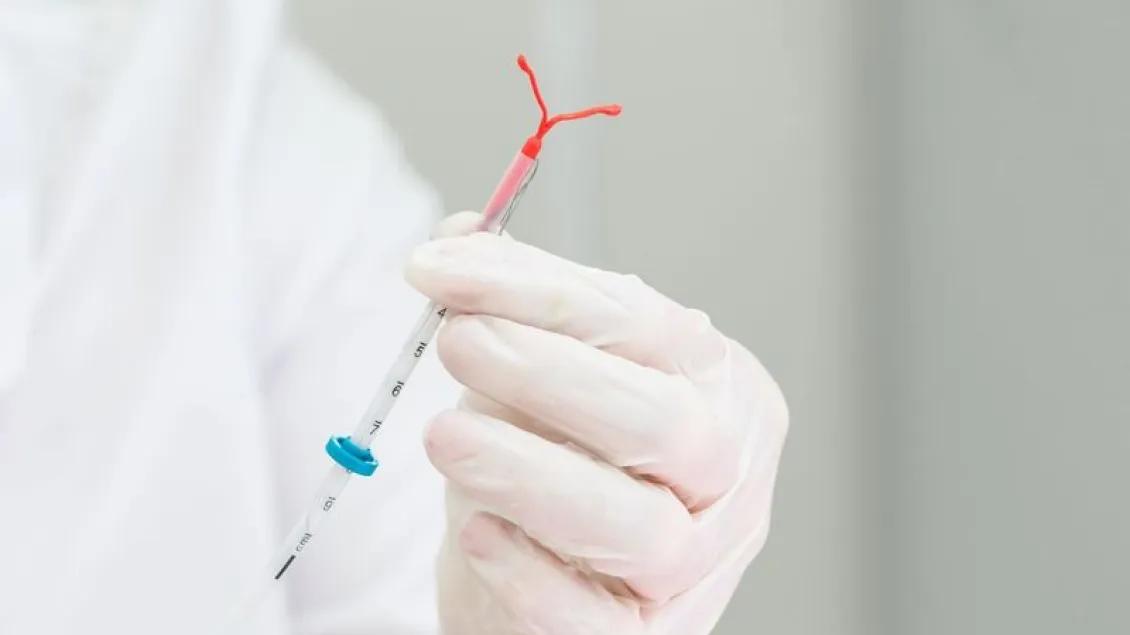 A female reproductive device