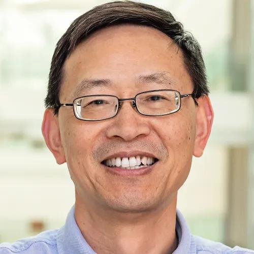 headshot of Haoming-Zhang