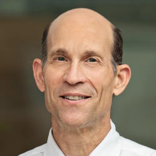 headshot of Richard Auchus 