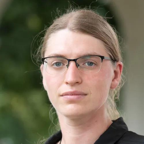 Elise L. Savier