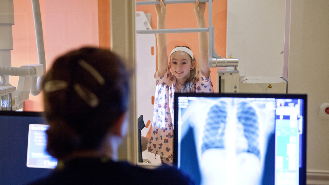 Child receiving chest x-ray 