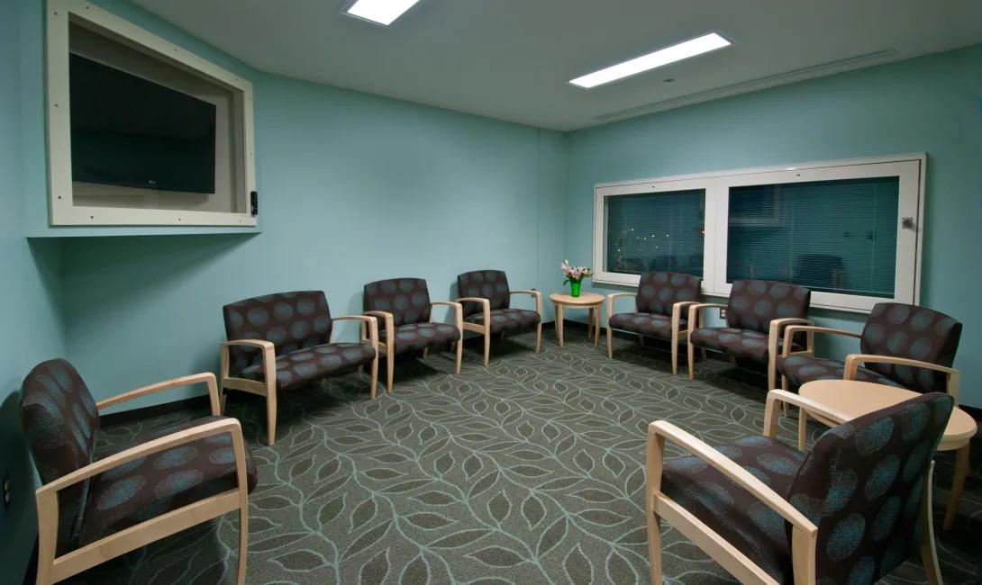 Waiting room in the psychiatry unit 
