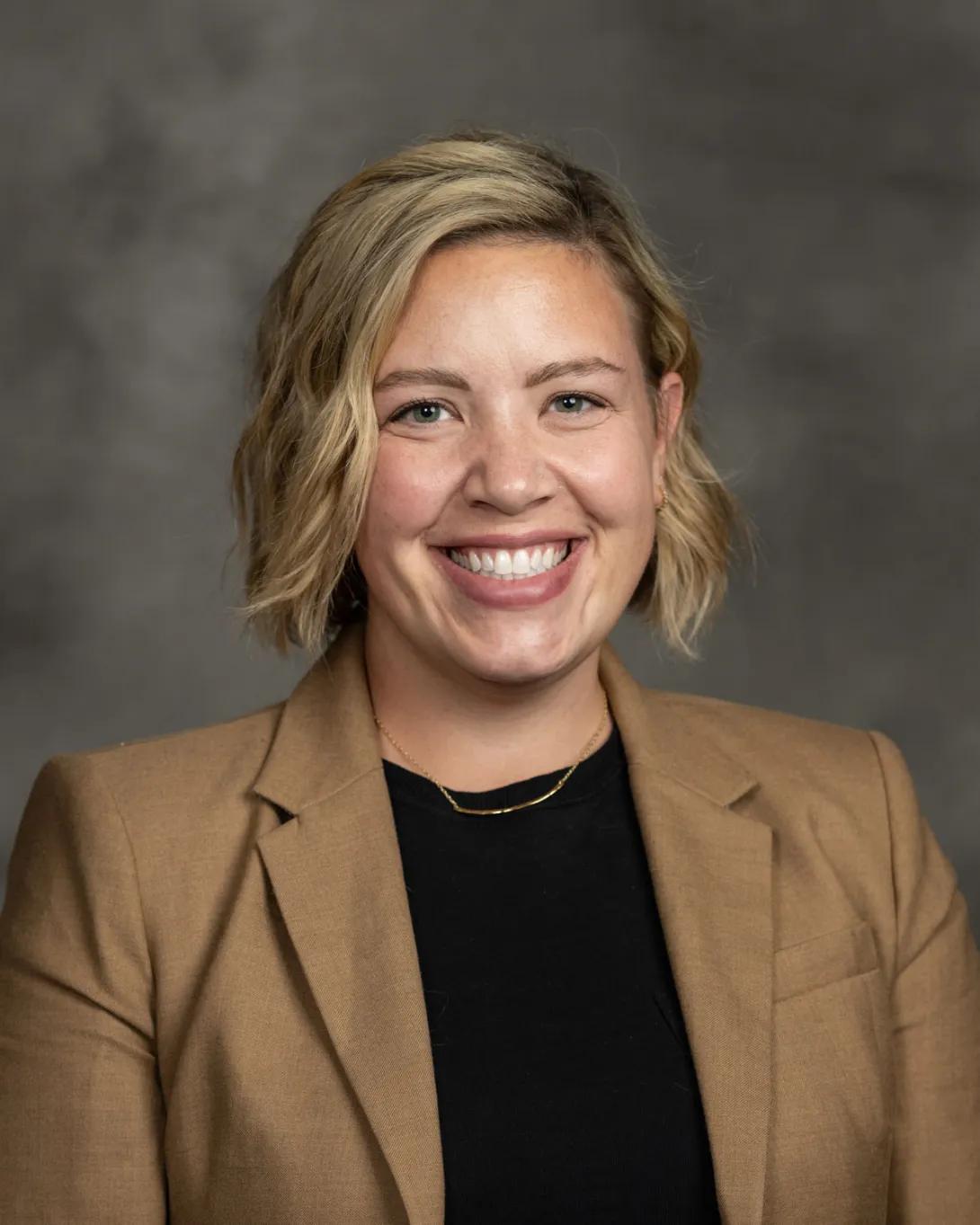 Laura Lee-Heinrich
