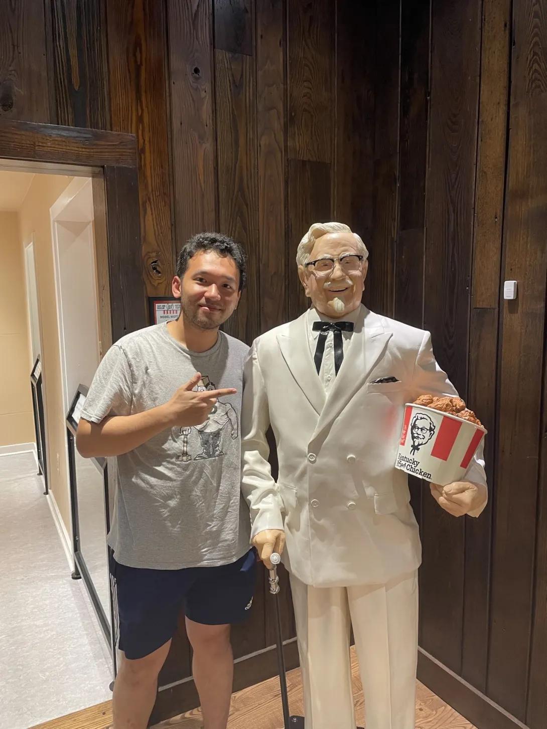 Yueyang Shen visits the birthplace of KFC in Corbin, Kentucky.