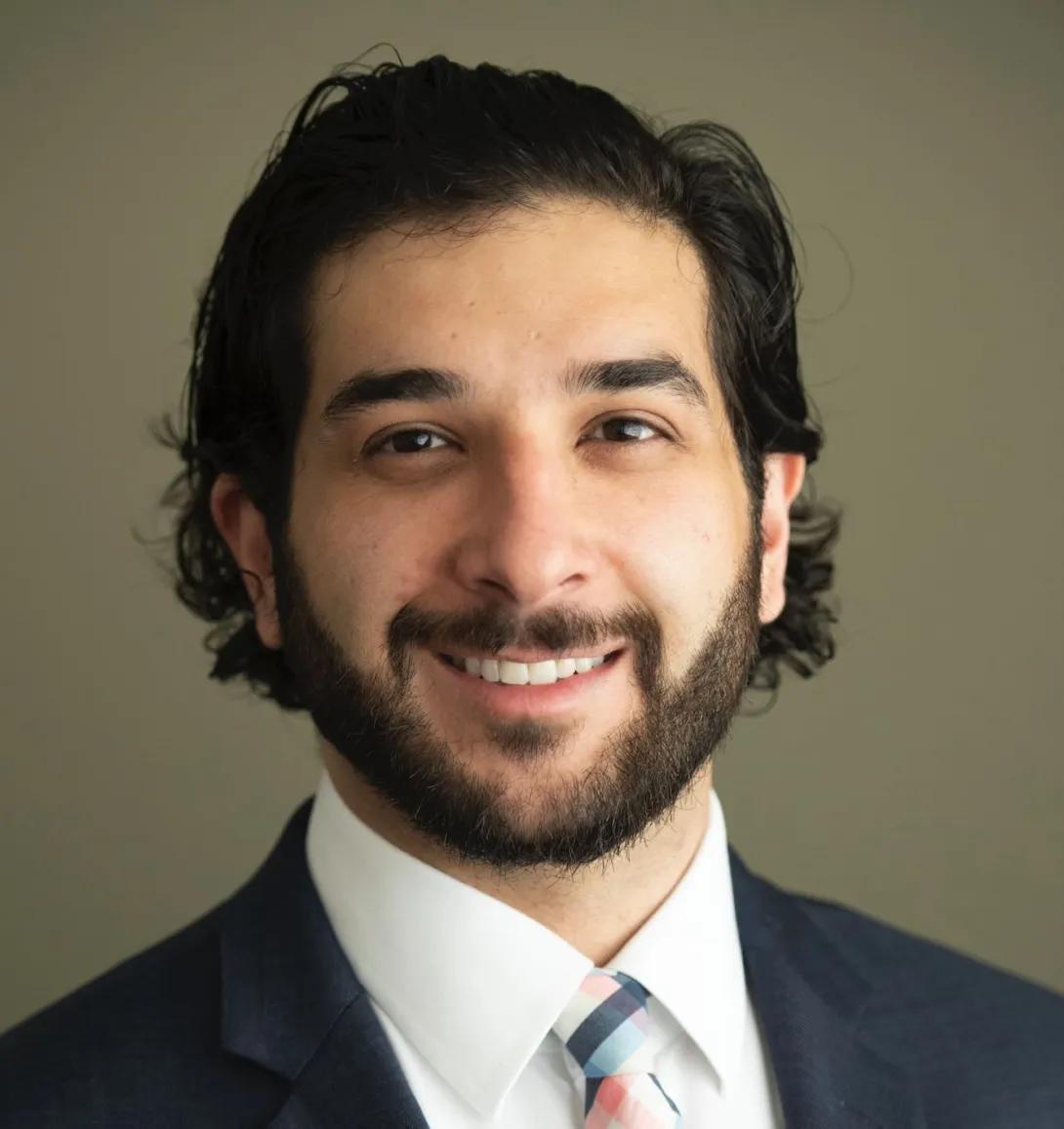 Yashar Niknafs headshot