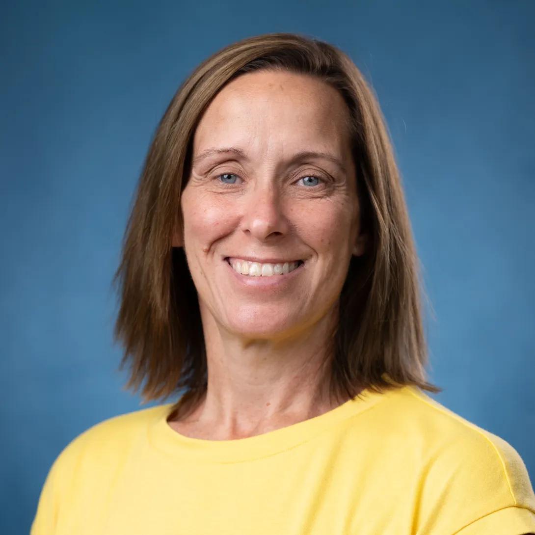 headshot of Amanda Howard