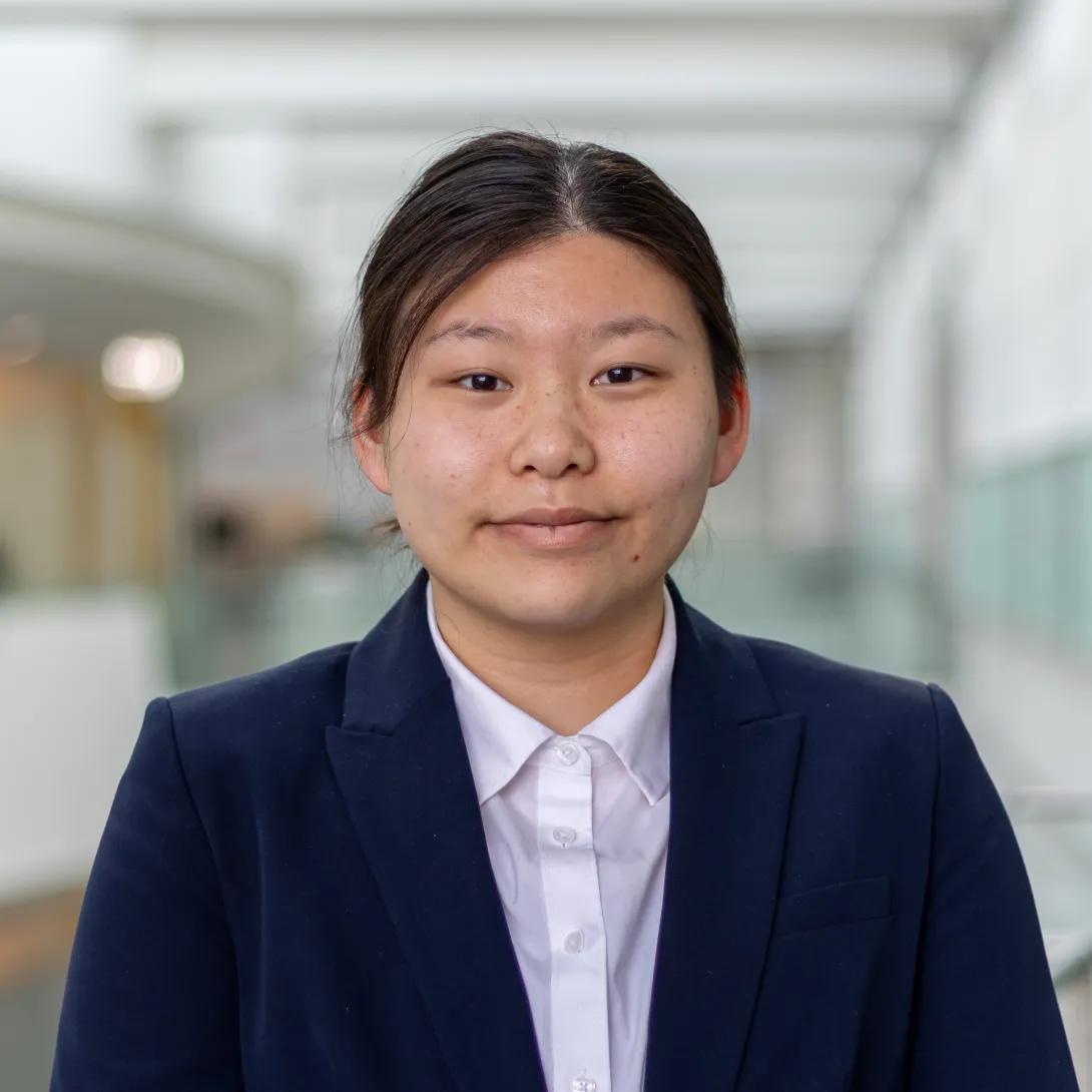 Jennifer Meng headshot